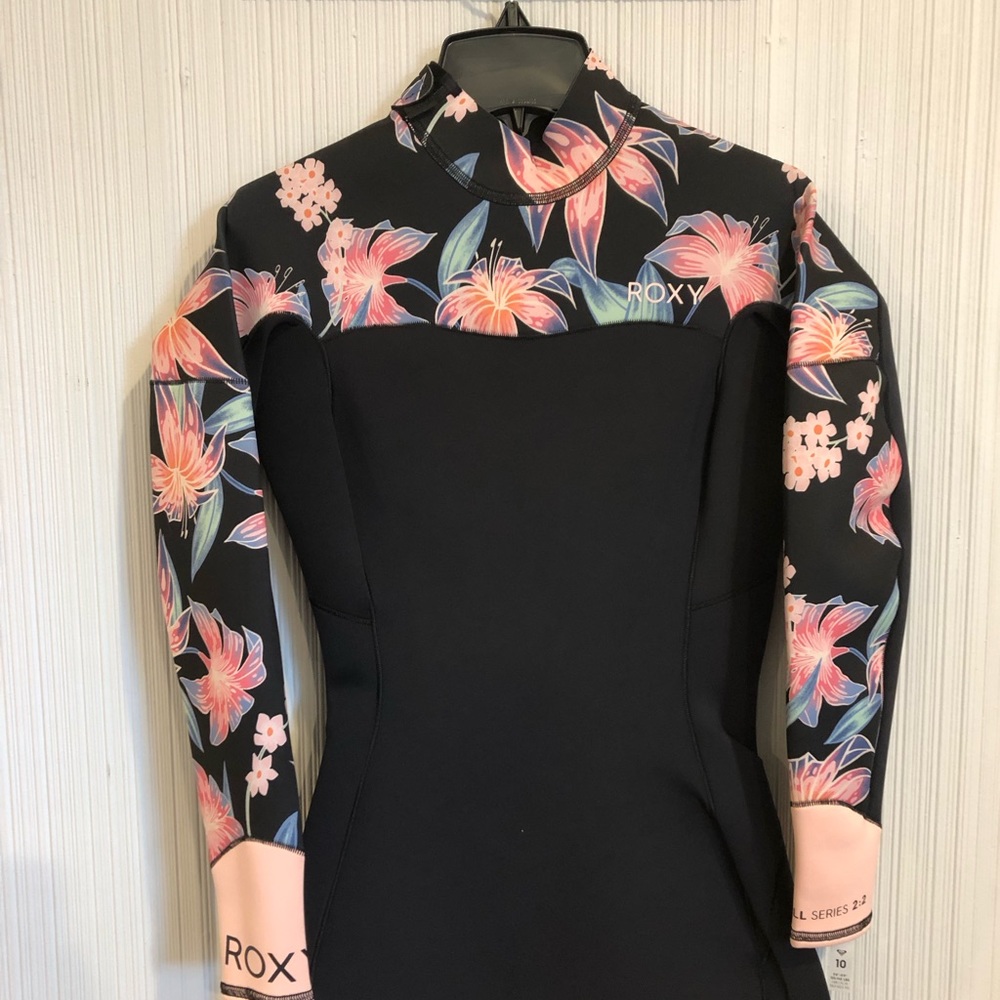 Roxy Women’s 2/2 Spring Wetsuit *NWT*